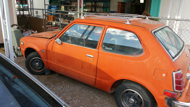 Illustration for article titled Sweet Jesus, You Can Buy This Barn Find Honda Civic With Pocket Change